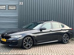 Grijs Gebruikt 2023 BMW 530e M Sport Sedan | € 42.700 (Goede deal)