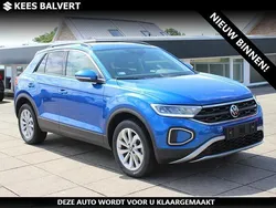 Blauw Gebruikt 2024 VW T-Roc Edition SUV | € 31.950 (Goede deal)