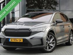 Grijs Gebruikt 2022 Skoda Enyaq iV SportLine SUV | € 30.450 (Eerlijke prijs)