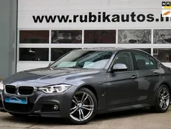 Grijs Gebruikt 2017 BMW 330 Executive Sedan | € 21.950 (Eerlijke prijs)