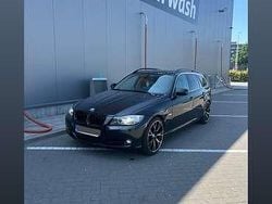 Zwart Gebruikt 2009 BMW 330 Stationwagen | € 9.250 (Super prijs)
