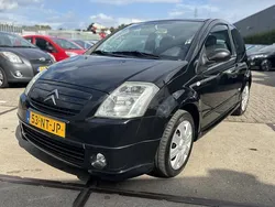 Zwart Gebruikt 2004 Citroën C2 Hatchback | € 2.450