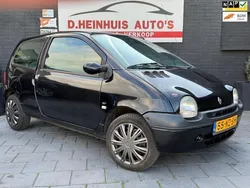 Zwart Gebruikt 2004 Renault Twingo Hatchback | € 850 (Goede deal)