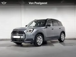 Smokey green Gebruikt 2024 Mini Countryman Classic SUV | € 42.900 (Eerlijke prijs)