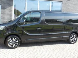Zwart Gebruikt 2024 Renault Trafic Black Edition Van | € 33.900
