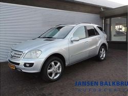 Zilver Gebruikt 2006 Mercedes ML320 SUV | € 4.900 (Iets duurder)