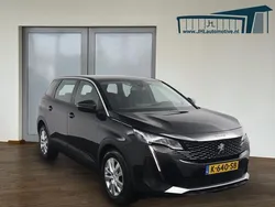 Zwart Gebruikt 2021 Peugeot 5008 Active MPV | € 19.750 (Eerlijke prijs)