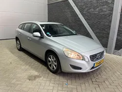 Grijs Gebruikt 2011 Volvo V60 Stationwagen | € 6.900 (Eerlijke prijs)