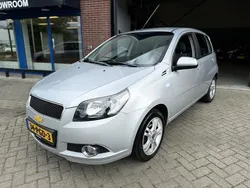 Grijs Gebruikt 2011 Chevrolet Aveo LS Hatchback | € 1.950 (Eerlijke prijs)