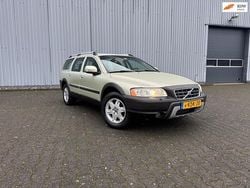 Bruin (metallic) Gebruikt 2007 Volvo XC70 Summum Stationwagen | € 3.496 (Goede deal)