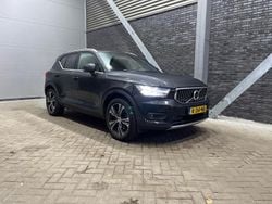 Zwart Gebruikt 2020 Volvo XC40 Inscription SUV | € 29.400 (Eerlijke prijs)