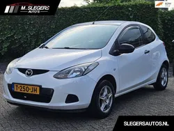 Wit Gebruikt 2009 Mazda 2 Hatchback | € 2.950 (Eerlijke prijs)