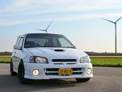 Wit Gebruikt 1998 Toyota Starlet Hatchback | € 14.000
