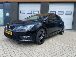 Zwart Gebruikt 2016 Seat Leon FR Hatchback | € 11.499 (Eerlijke prijs)