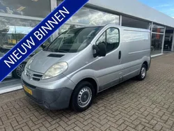 Grijs Gebruikt 2007 Nissan Primastar MPV | € 4.500 (Goede deal)