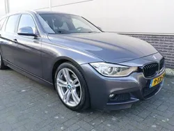Grijs, metallic lak Gebruikt 2013 BMW 318 Executive Stationwagen | € 10.750 (Iets duurder)