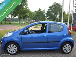 Blauw Gebruikt 2014 Peugeot 107 Active Hatchback | € 3.499 (Eerlijke prijs)