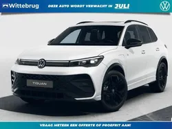 Wit Nieuw 2025 VW Tiguan R-line Edition SUV | € 65.995 (Iets duurder)