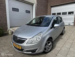 Grijs Gebruikt 2007 Opel Corsa Cosmo Hatchback | € 2.595 (Eerlijke prijs)