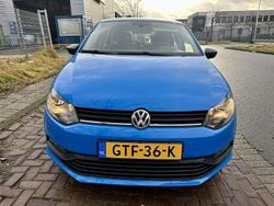 Blauw Gebruikt 2016 VW Polo Hatchback | € 8.450 (Eerlijke prijs)