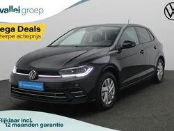 Zwart Gebruikt 2024 VW Polo Style Hatchback | € 26.900 (Eerlijke prijs)