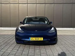Blauw Gebruikt 2019 Tesla Model 3 Standard Range Plus Sedan | € 16.500 (Goede deal)
