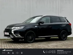 Zwart Gebruikt 2025 Mitsubishi Outlander P-HEV Intense SUV | € 19.735