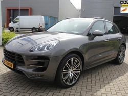Grijs Gebruikt 2014 Porsche Macan Turbo SUV | € 35.950 (Eerlijke prijs)
