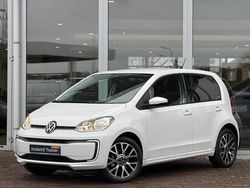Wit Gebruikt 2022 VW e-up! Style Hatchback | € 18.900 (Eerlijke prijs)