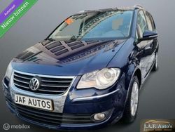 Blauw Gebruikt 2009 VW Touran Highline MPV | € 4.999 (Eerlijke prijs)