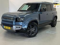 Blauw (metallic) Gebruikt 2022 Land Rover Defender HSE Dynamic Hatchback | € 56.750 (Super prijs)