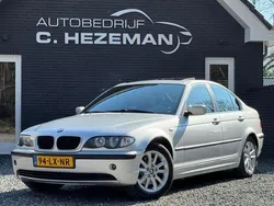Grijs, metallic lak Gebruikt 2003 BMW 325 Executive Sedan | € 7.945 (Eerlijke prijs)