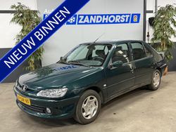 Groen Gebruikt 1999 Peugeot 306 Sedan | € 3.995