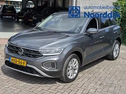 Grijs Gebruikt 2024 VW T-Roc Edition SUV | € 31.995 (Goede deal)