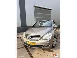 Grijs Gebruikt 2006 Mercedes B150 MPV | € 1.350 (Eerlijke prijs)