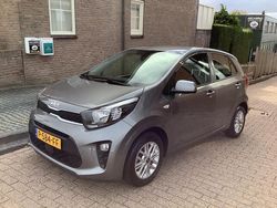 Grijs Gebruikt 2022 Kia Picanto Hatchback | € 12.950 (Iets duurder)