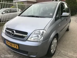 Grijs Gebruikt 2004 Opel Meriva Enjoy MPV | € 2.250 (Iets duurder)