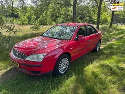 Rood Gebruikt 2005 Ford Mondeo Ambiente Sedan | € 1.995 (Eerlijke prijs)