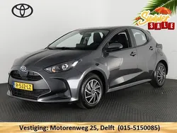Grijs Gebruikt 2022 Toyota Yaris Hatchback | € 22.400 (Eerlijke prijs)