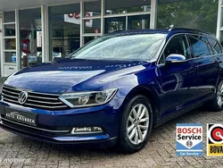 Blauw Gebruikt 2018 VW Passat Comfortline Stationwagen | € 17.800 (Eerlijke prijs)