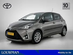 Grijs metallic Gebruikt 2019 Toyota Yaris Hatchback | € 16.945 (Eerlijke prijs)