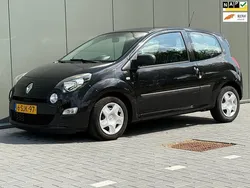 Zwart Gebruikt 2013 Renault Twingo Hatchback | € 3.940 (Eerlijke prijs)