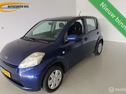 Blauw Gebruikt 2006 Daihatsu Sirion Hatchback | € 5.230 (Eerlijke prijs)