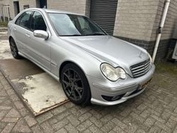 Grijs Gebruikt 2005 Mercedes C230 Avantgarde Sedan | € 2.800 (Super prijs)