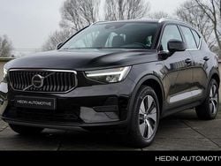 Zwart Gebruikt 2022 Volvo XC40 Core SUV | € 34.995 (Goede deal)