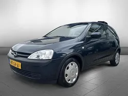 Blauw Gebruikt 2001 Opel Corsa Comfort Hatchback | € 4.250