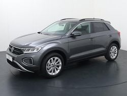 Grijs Gebruikt 2024 VW T-Roc Edition SUV | € 33.440 (Eerlijke prijs)