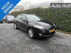 Zwart Gebruikt 2013 Renault Mégane GrandTour Bose Edition Stationwagen | € 4.945 (Eerlijke prijs)