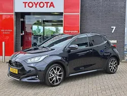 Zwart Gebruikt 2021 Toyota Yaris Executive Hatchback | € 20.900 (Eerlijke prijs)