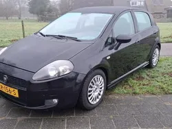 Zwart, metallic lak Gebruikt 2009 Fiat Grande Punto Dynamic Hatchback | € 1.695 (Goede deal)